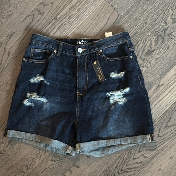 Charlotte Russe Refuge Mom Shorts Jean Shorts Size 9 - Picture 3 of 12